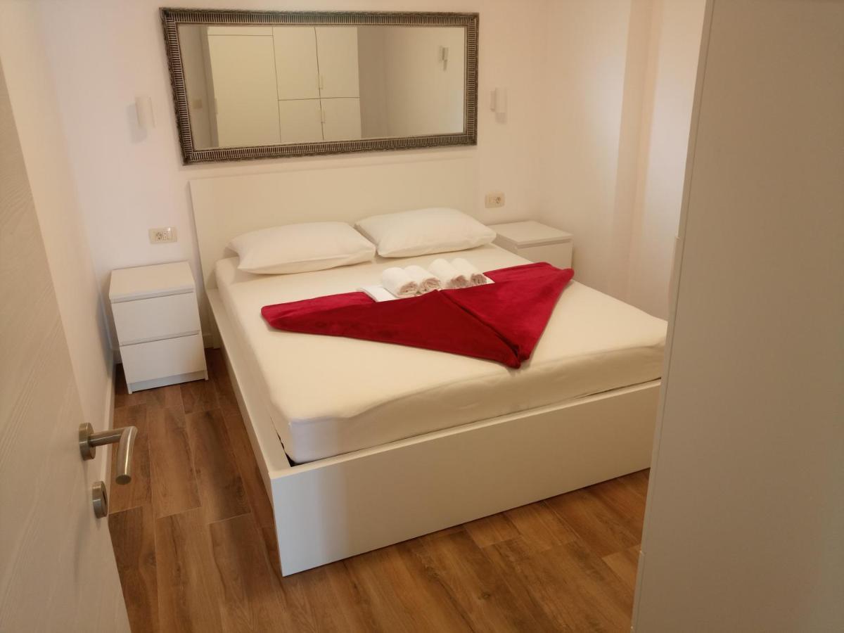 Apartmani Kujundzic Duće Exteriör bild