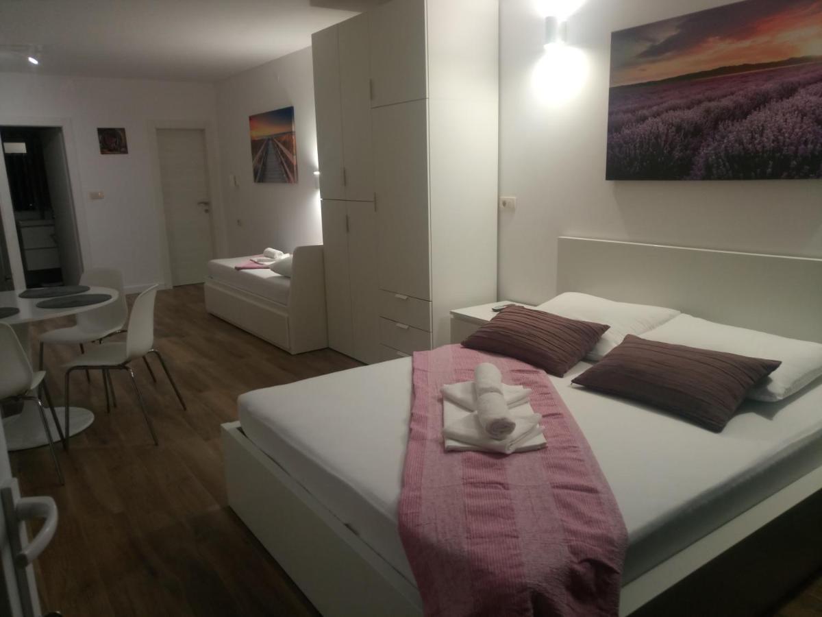 Apartmani Kujundzic Duće Exteriör bild