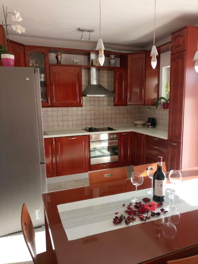Apartmani Kujundzic Duće Exteriör bild